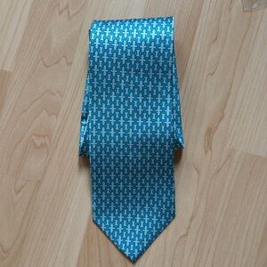 NWOT Hermes Paris blue silk tie